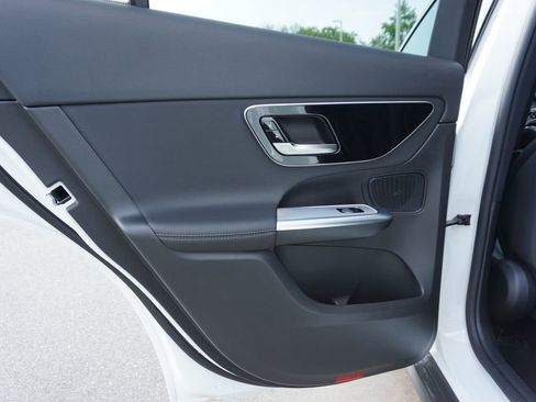 Certified 2025 Mercedes-Benz GLC 300 4MATIC image 43