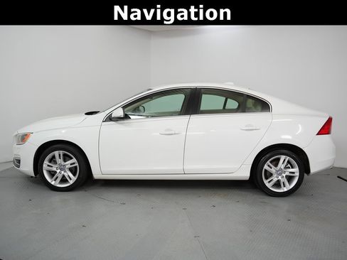 Used 2015 Volvo S60 T5 Platinum image 4
