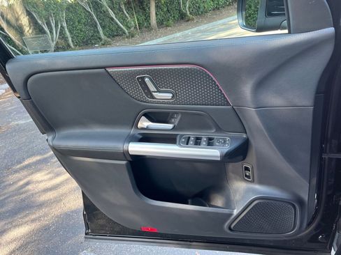 Used 2025 Mercedes-Benz GLA 250 GLA 250 image 18