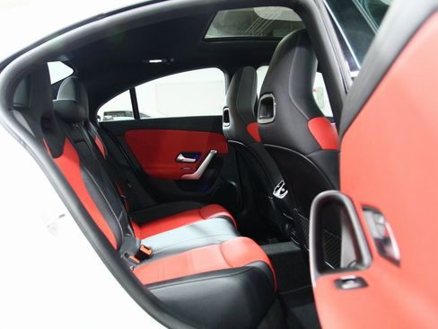 Used 2023 Mercedes-Benz CLA 250 4MATIC image 25