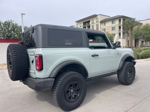 Used 2023 Ford Bronco Wildtrak AWD/4WD image 2