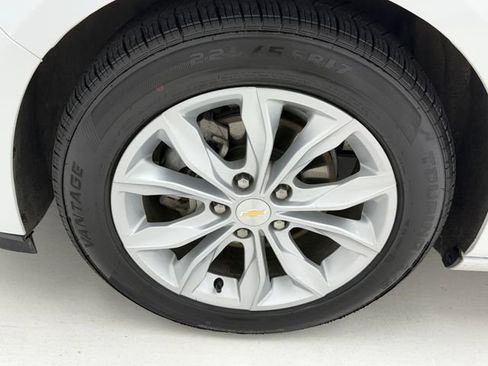Used 2025 Chevrolet Malibu LT FWD image 7