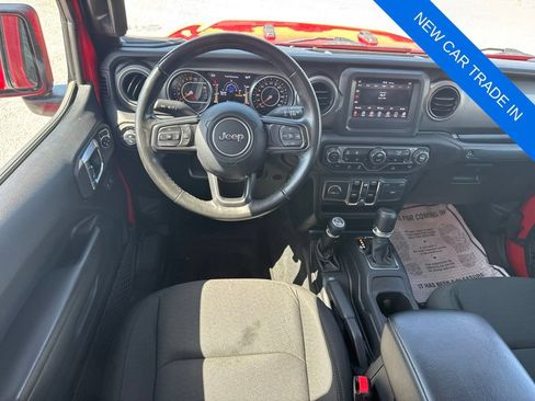 Used 2021 Jeep Gladiator Sport AWD/4WD image 5