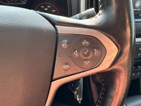 Used 2021 Chevrolet Colorado ZR2 AWD/4WD image 22