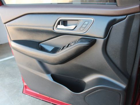 Used 2021 Nissan Rogue Platinum FWD image 13