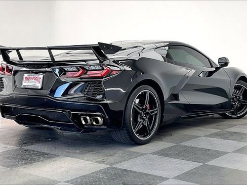Used 2020 Chevrolet Corvette Stingray Preferred Cpe w/ 2LT Preferred Equipment Group image 13