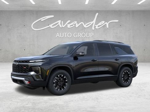 New 2026 Chevrolet Traverse Z71 w/ Driver Confidence Package AWD/4WD image 2