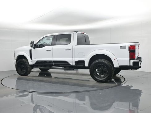 New 2026 Ford F250 Lariat w/ Black Appearance Package image 6