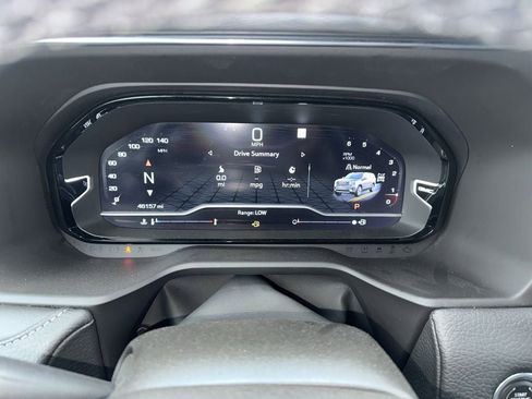 Used 2022 GMC Yukon XL Denali image 24