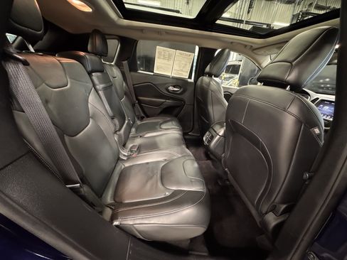 Used 2016 Jeep Cherokee Limited w/ Trailer Tow Group image 29