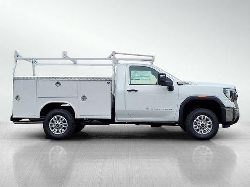 New 2026 GMC Sierra 2500 Pro RWD image 3