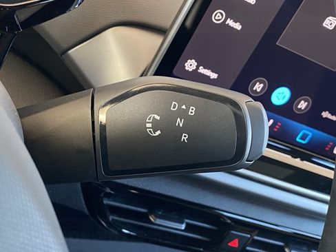 New 2026 Volkswagen ID.4 Pro AWD/4WD image 5