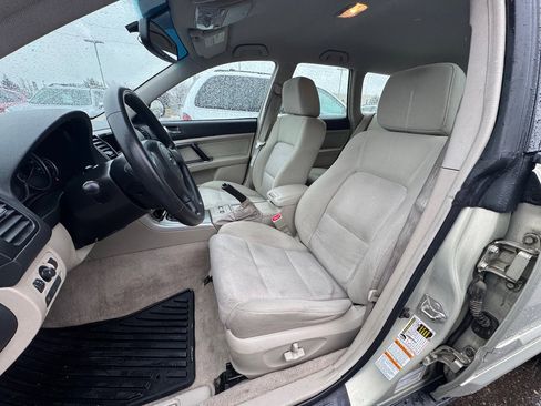 Used 2007 Subaru Outback 2.5i image 12