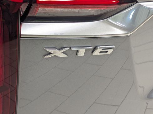 Used 2024 Cadillac XT6 Premium Luxury image 37