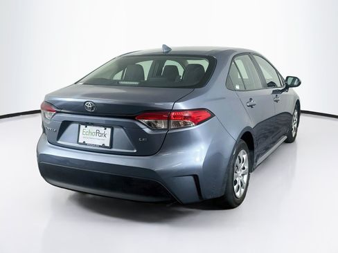 Used 2025 Toyota Corolla LE FWD image 9