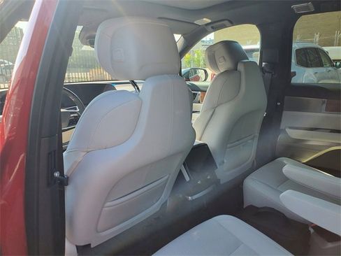 New 2026 Cadillac Vistiq Sport w/ LPO, Floor Liner Package image 24