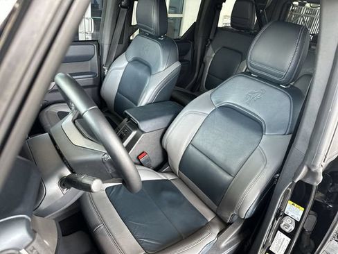 Certified 2022 Ford Bronco Outer Banks w/ Sasquatch Package AWD/4WD image 12