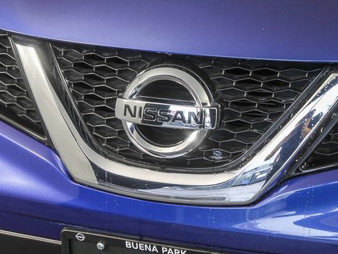 Used 2018 Nissan Rogue Sport S w/ S Appearance Package image 5