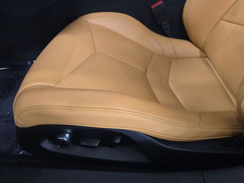 Used 2022 Chevrolet Corvette Stingray Preferred Cpe w/ 2LT image 25