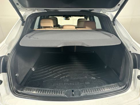 Used 2020 Porsche Macan S AWD/4WD image 28