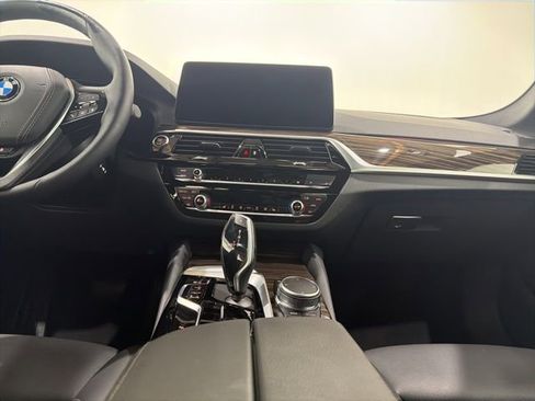 Certified 2023 BMW 530i xDrive 530i xDrive w/ Premium Package image 35