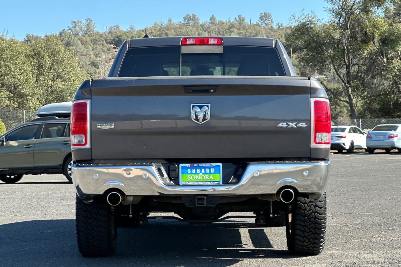 Used 2018 RAM 1500 Laramie w/ Convenience Group AWD/4WD image 4