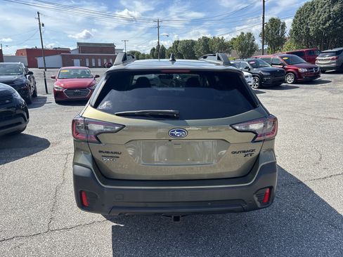Used 2020 Subaru Outback Onyx Edition XT AWD/4WD image 4