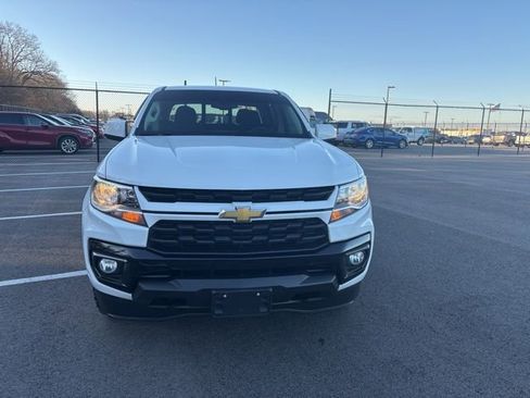 Used 2022 Chevrolet Colorado LT w/ LT Convenience Package image 7