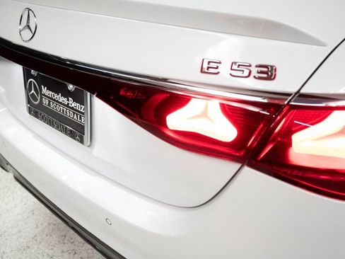 New 2026 Mercedes-Benz E 53 AMG e 4MATIC Sedan image 10