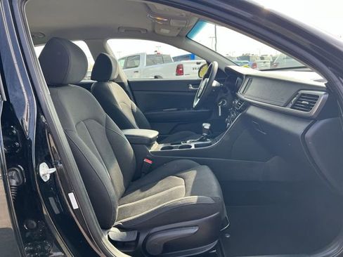 Used 2018 Kia Optima LX FWD image 19