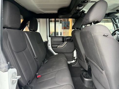 Used 2017 Jeep Wrangler Unlimited Sport w/ Quick Order Package 24S image 19