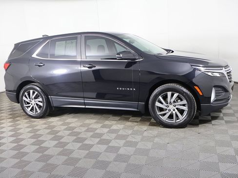 Used 2022 Chevrolet Equinox LT image 18