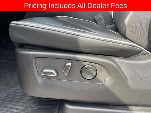 Used 2022 Cadillac Escalade Premium Luxury AWD/4WD image 26