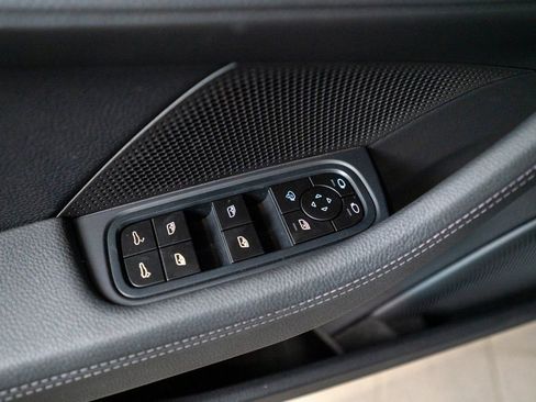 New 2025 Porsche Panamera 4 AWD/4WD image 16