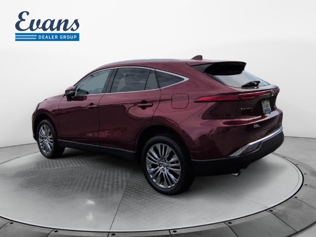 Used 2023 Toyota Venza XLE AWD/4WD image 4