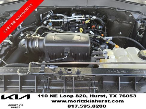 Used 2023 Ford Explorer XLT w/ Equipment Group 202A AWD/4WD image 31