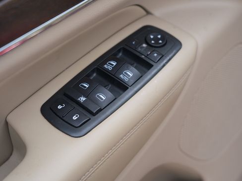 Used 2014 Jeep Grand Cherokee Limited AWD/4WD image 16