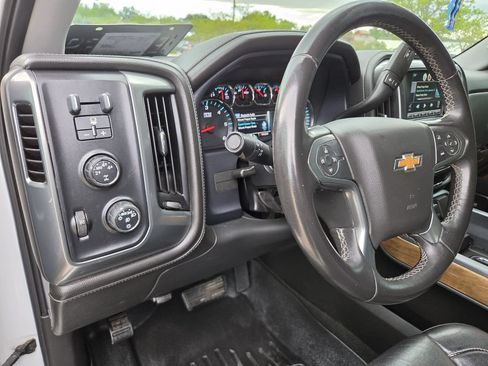 Used 2015 Chevrolet Silverado 1500 LTZ AWD/4WD image 29