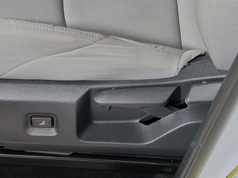 Used 2024 Toyota Tacoma SR5 image 16