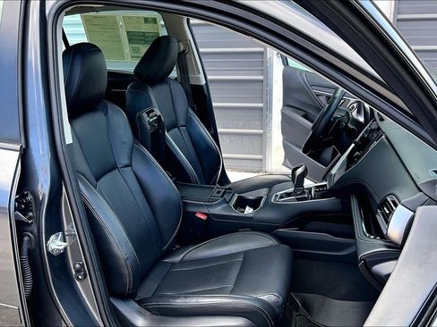 Used 2024 Subaru Legacy Limited image 8