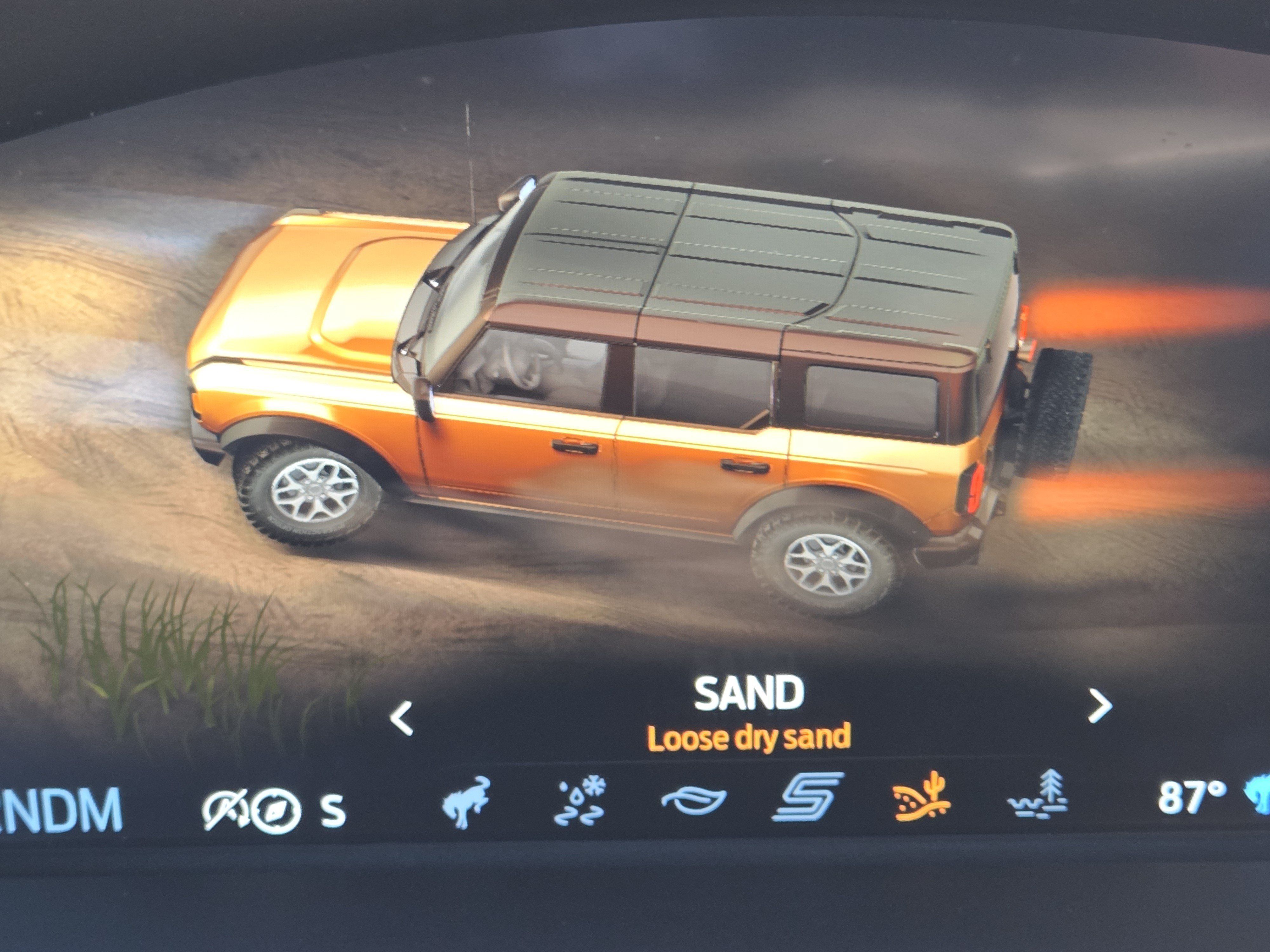 Used 2025 Ford Bronco Big Bend AWD/4WD image 14