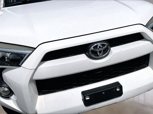 Used 2016 Toyota 4Runner 4WD image 28