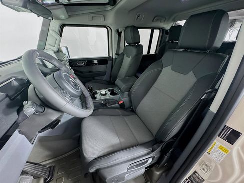 Used 2025 INEOS Grenadier Trialmaster Edition image 10