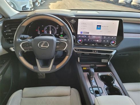Used 2024 Lexus RX 350h image 7