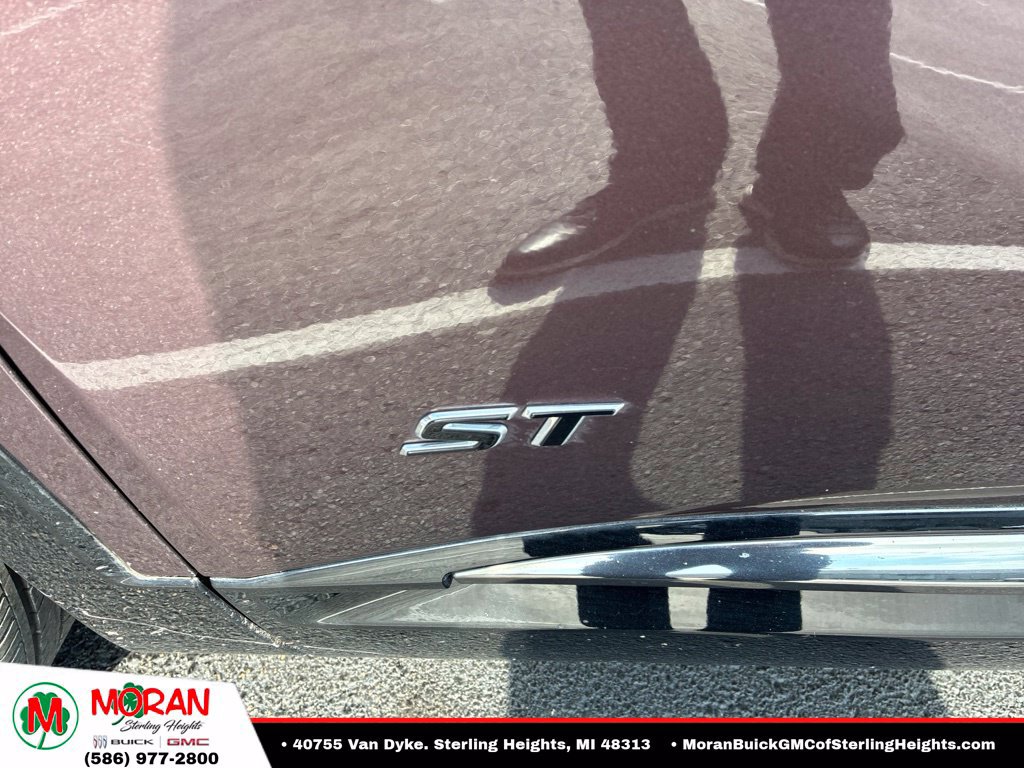 Used 2024 Buick Envision Sport Touring AWD/4WD image 8