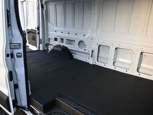 New 2026 Ford Transit 250 148 Medium Roof image 25