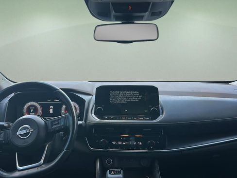 Used 2023 Nissan Rogue Platinum w/ Platinum Premium Package FWD image 9