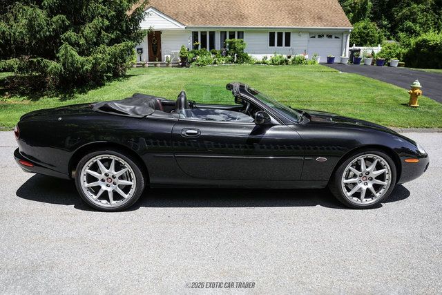Used 2002 Jaguar XK8 Convertible RWD image 9