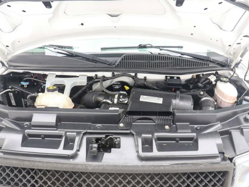 Used 2021 Chevrolet Express 2500 Extended RWD image 32