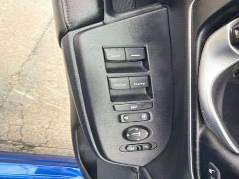 Used 2021 Honda CR-V EX-L image 17